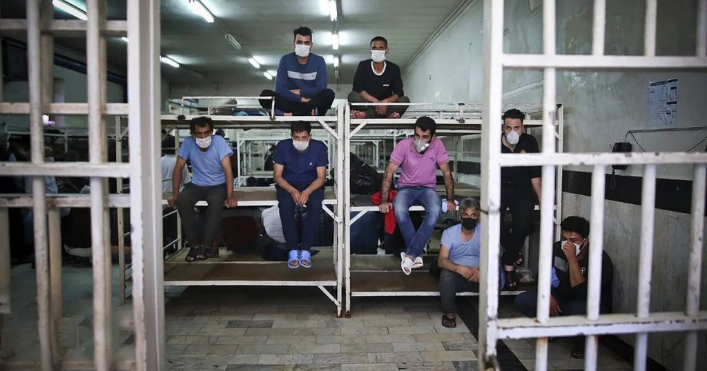 Widespread Food Poisoning Reported in Sheiban Prison, Ahwaz